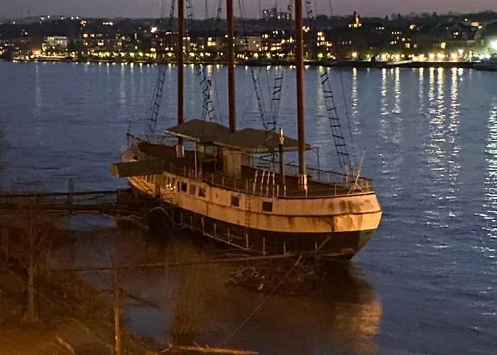 Mainz Kostheim Bitte Nur Fuer Maennliche Only Men Gaeste Homestay